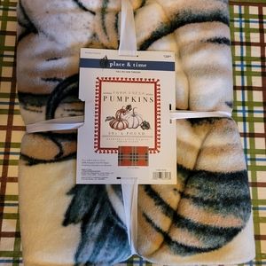 Place & time no sew fleece kit